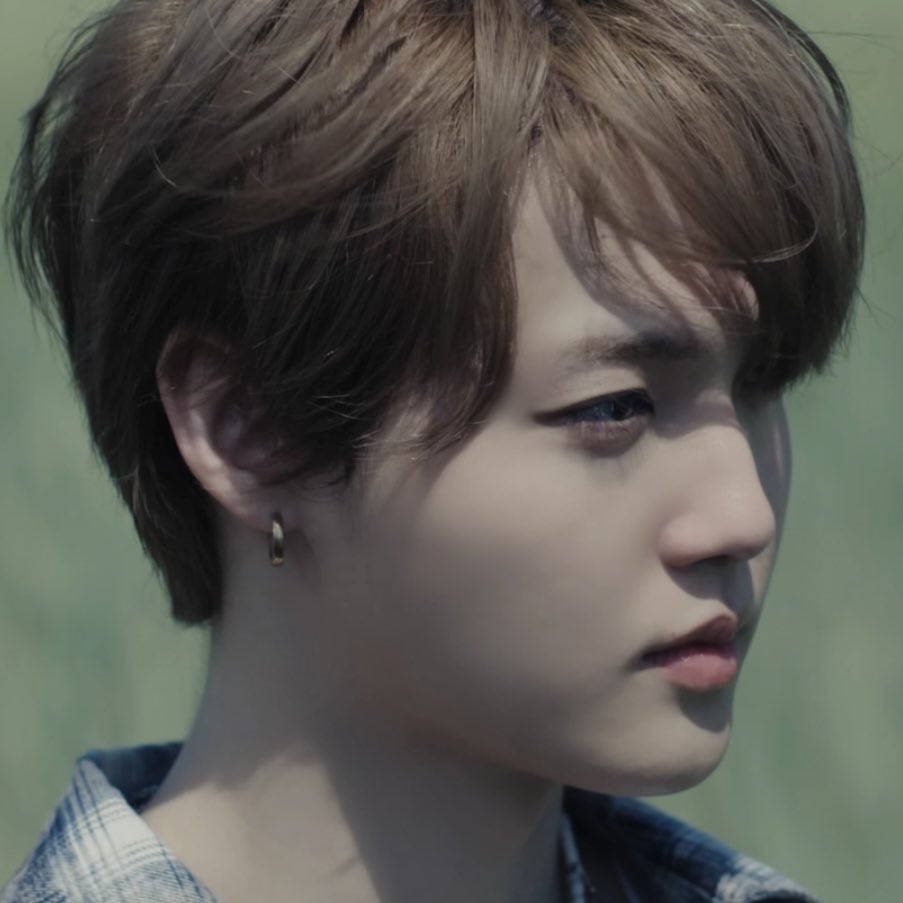 Behind-the-scenes cut of Doyoung (TREASURE)