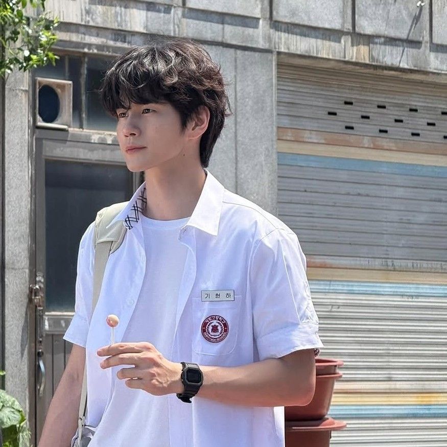 옹성우의 비하인드 컷