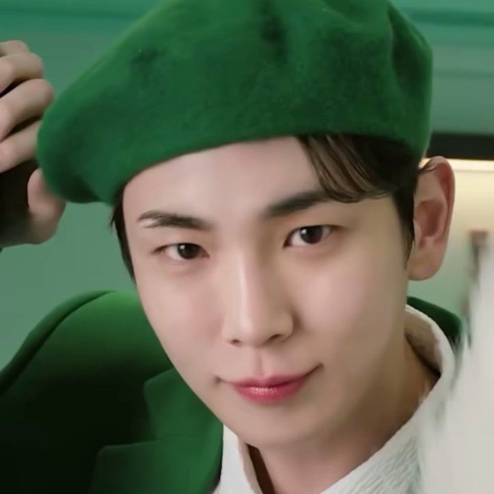 Latest photo of Key (SHINee)