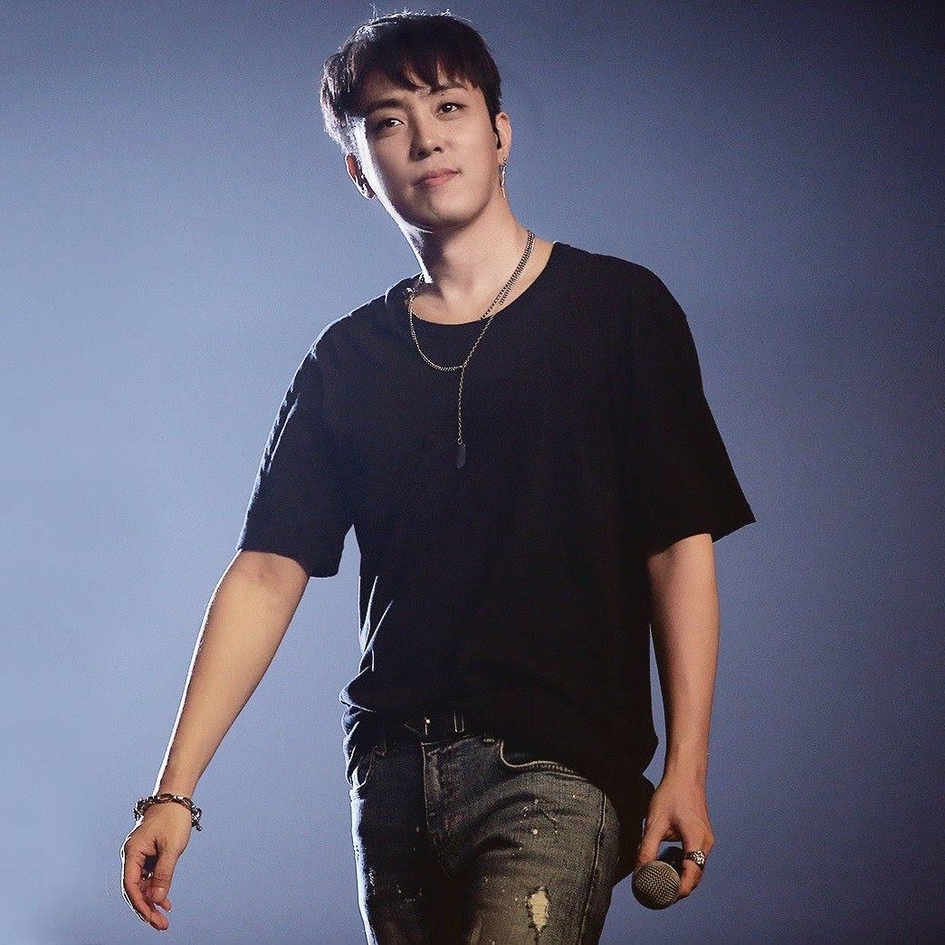 A moment captured by Eun Jiwon (SECHSKIES)'s fan