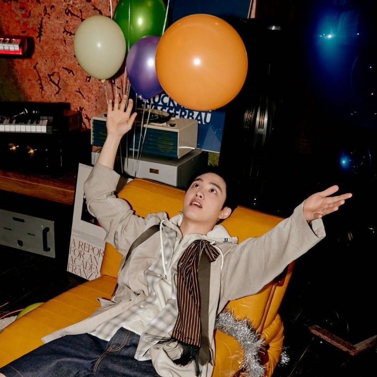 Behind-the-scenes cut of D.O. (EXO)