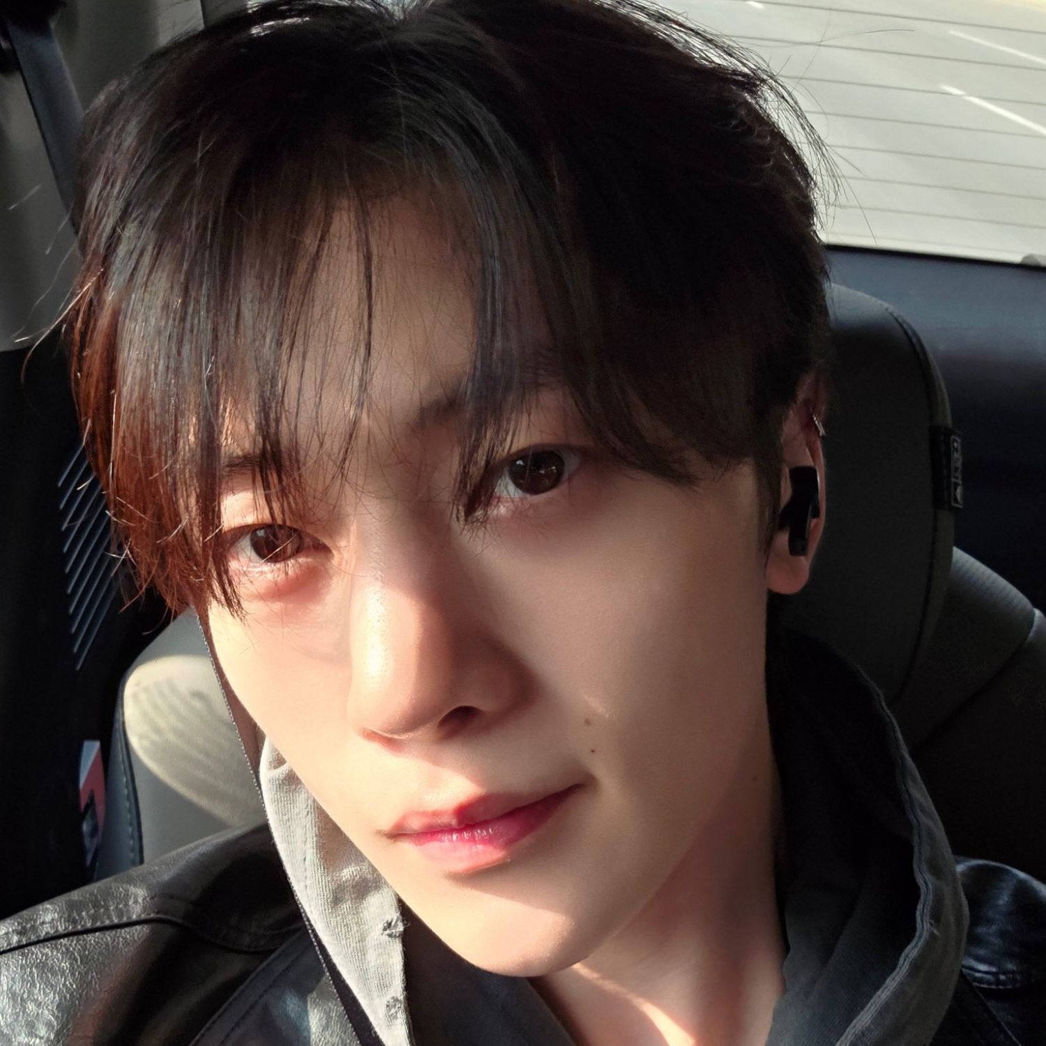 A moment captured by Seok Matthew (ZEROBASEONE)'s fan