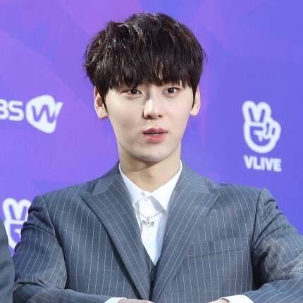 Foto terbaru Hwang Minhyun