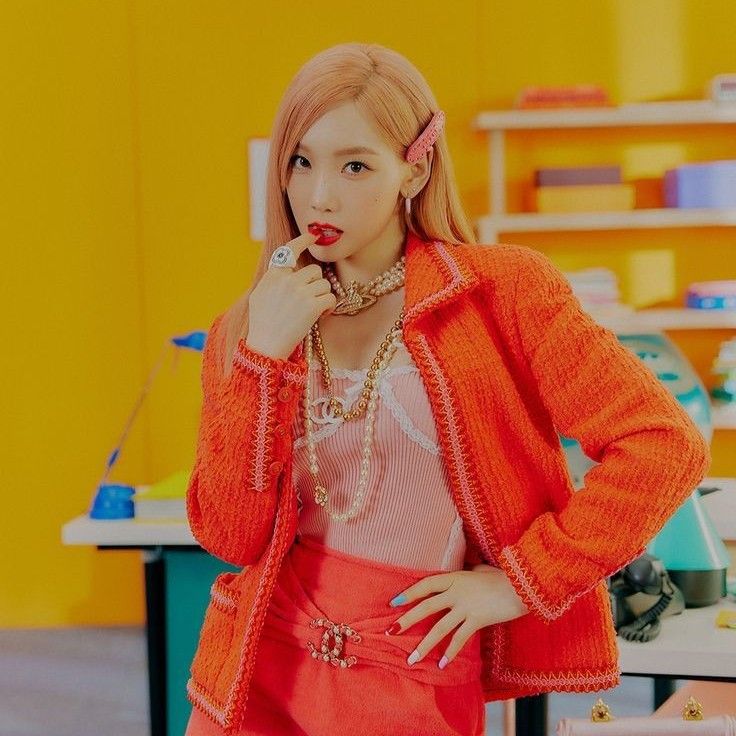 Latest photo of Taeyeon (Girls' Generation)