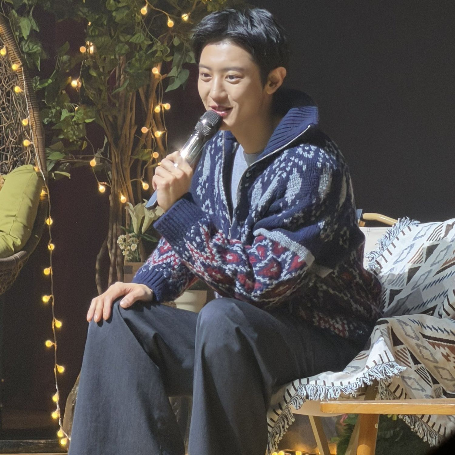 A moment captured by Chanyeol (EXO)'s fan