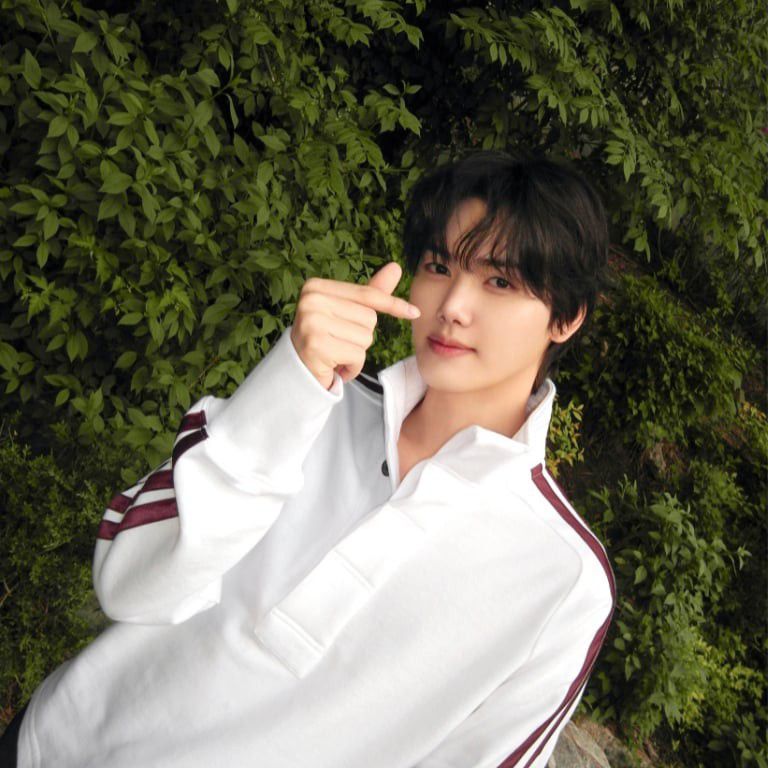 Recent activity shot of Minhee (CRAVITY)