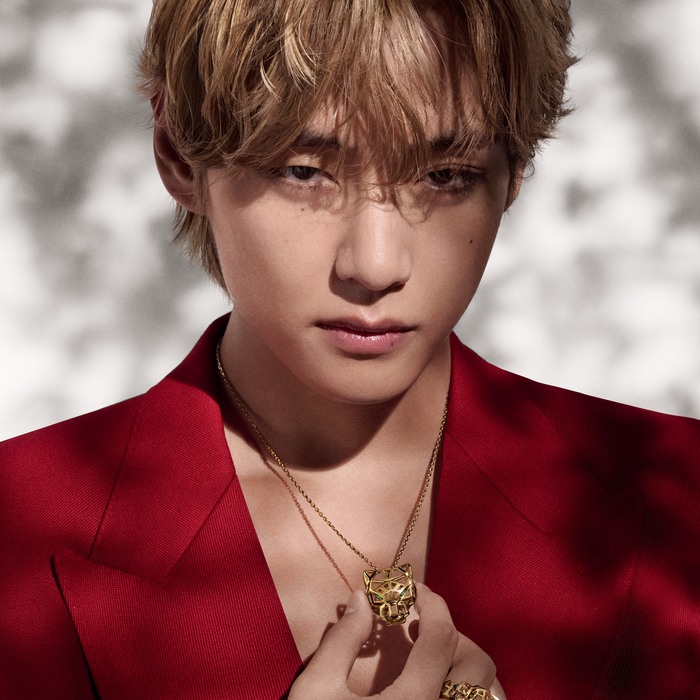 Recent activity shot of V (BTS)