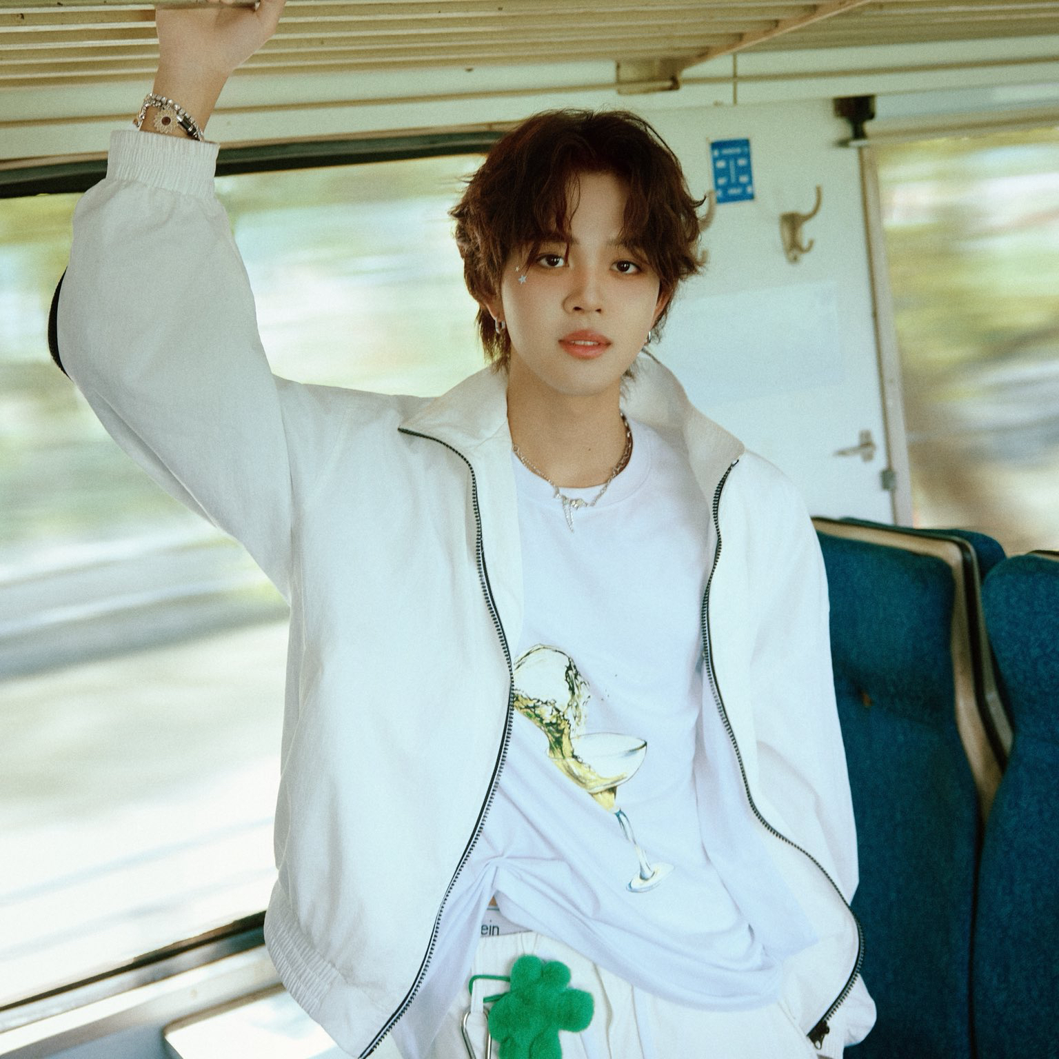 K-pop star post gaining attention now