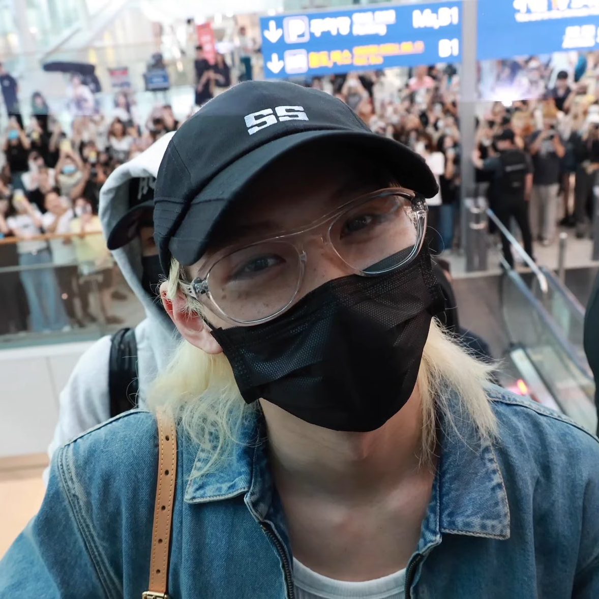 A moment captured by Felix (Stray Kids)'s fan