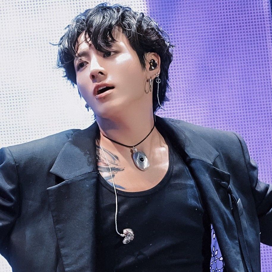 柾国 (防弹少年团)的最新活动照片