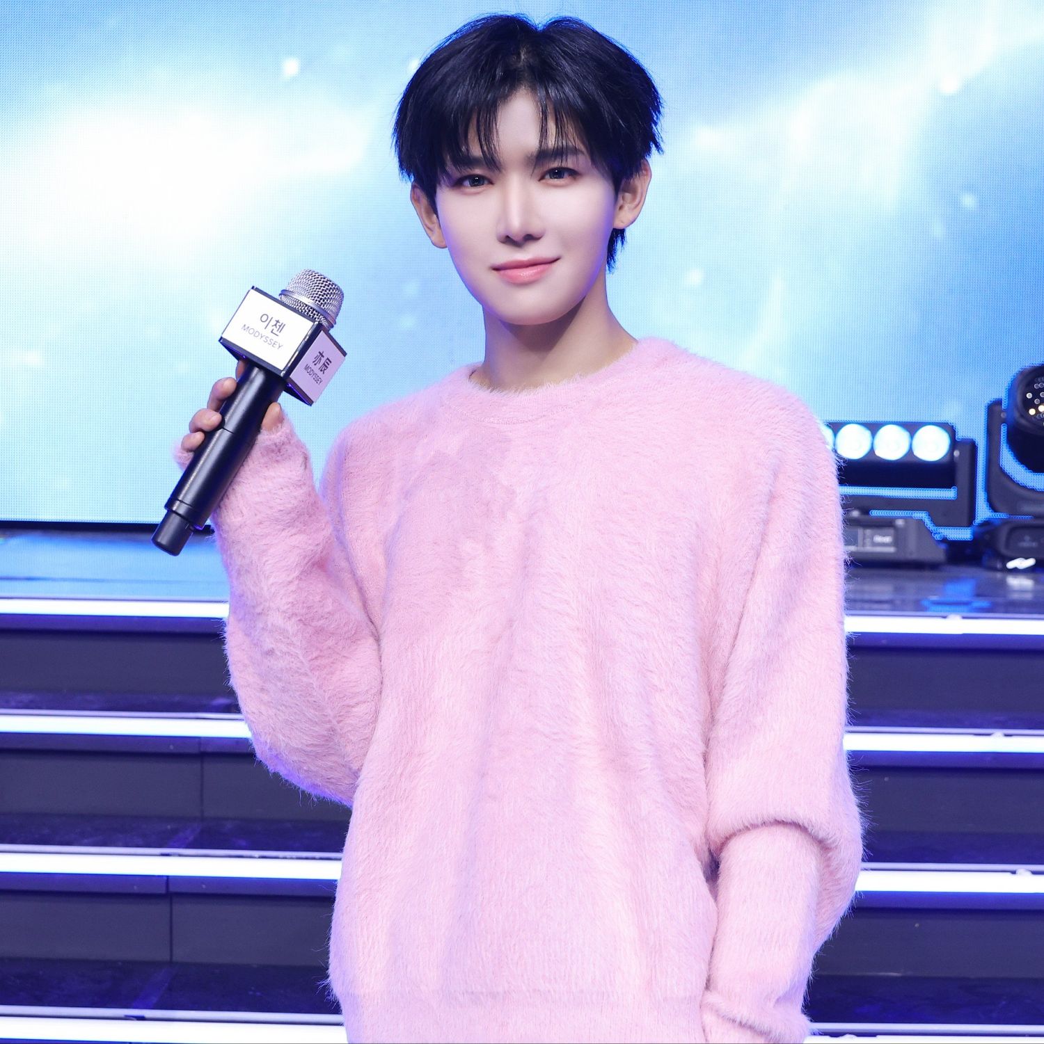 Recent activity shot of Yi Chen (MODYSSEY)