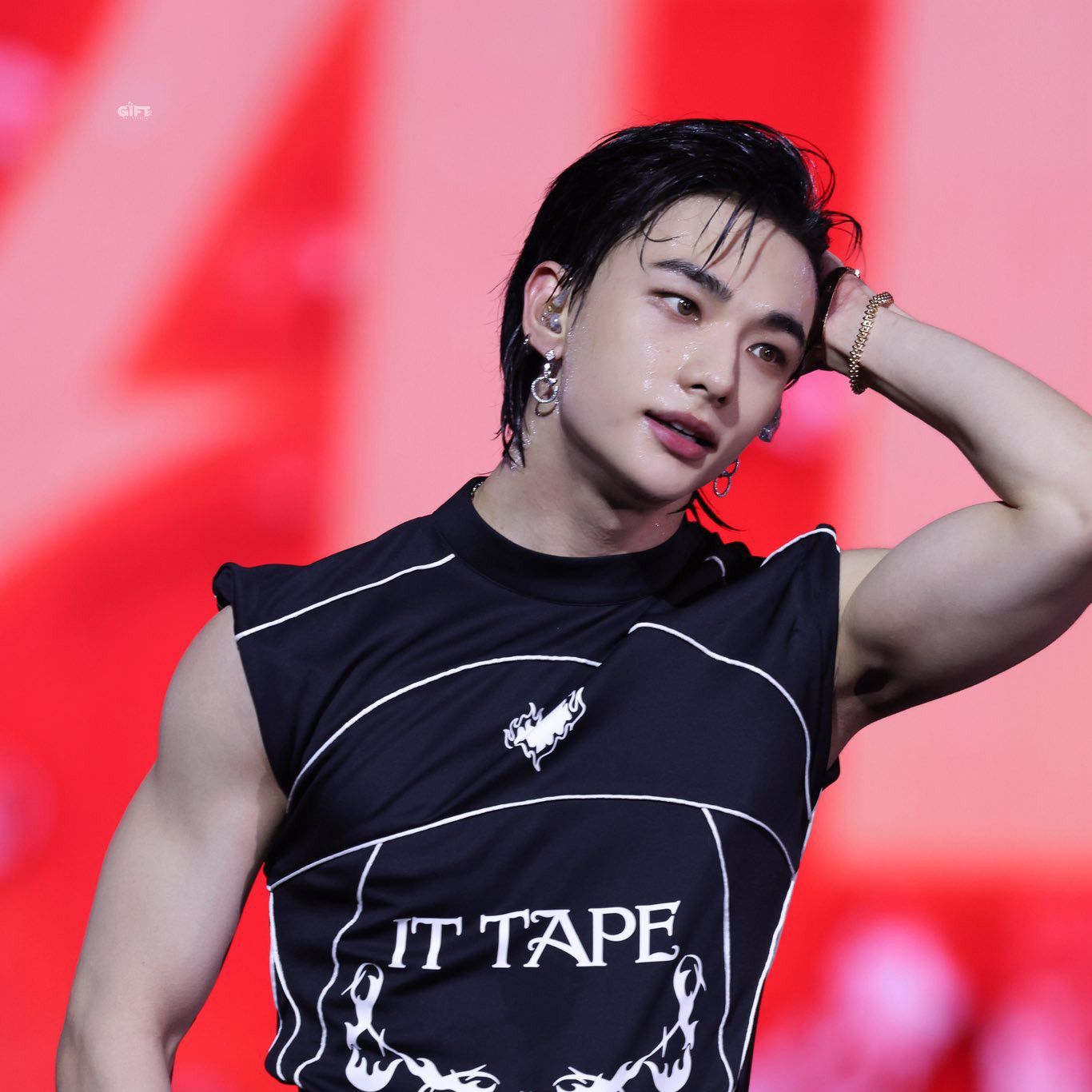 Latest photo of Hyunjin (Stray Kids)