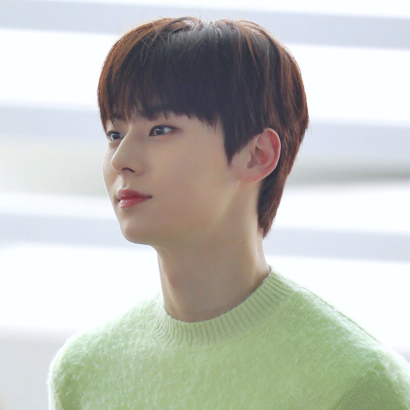 Behind-the-scenes cut of Hwang Minhyun