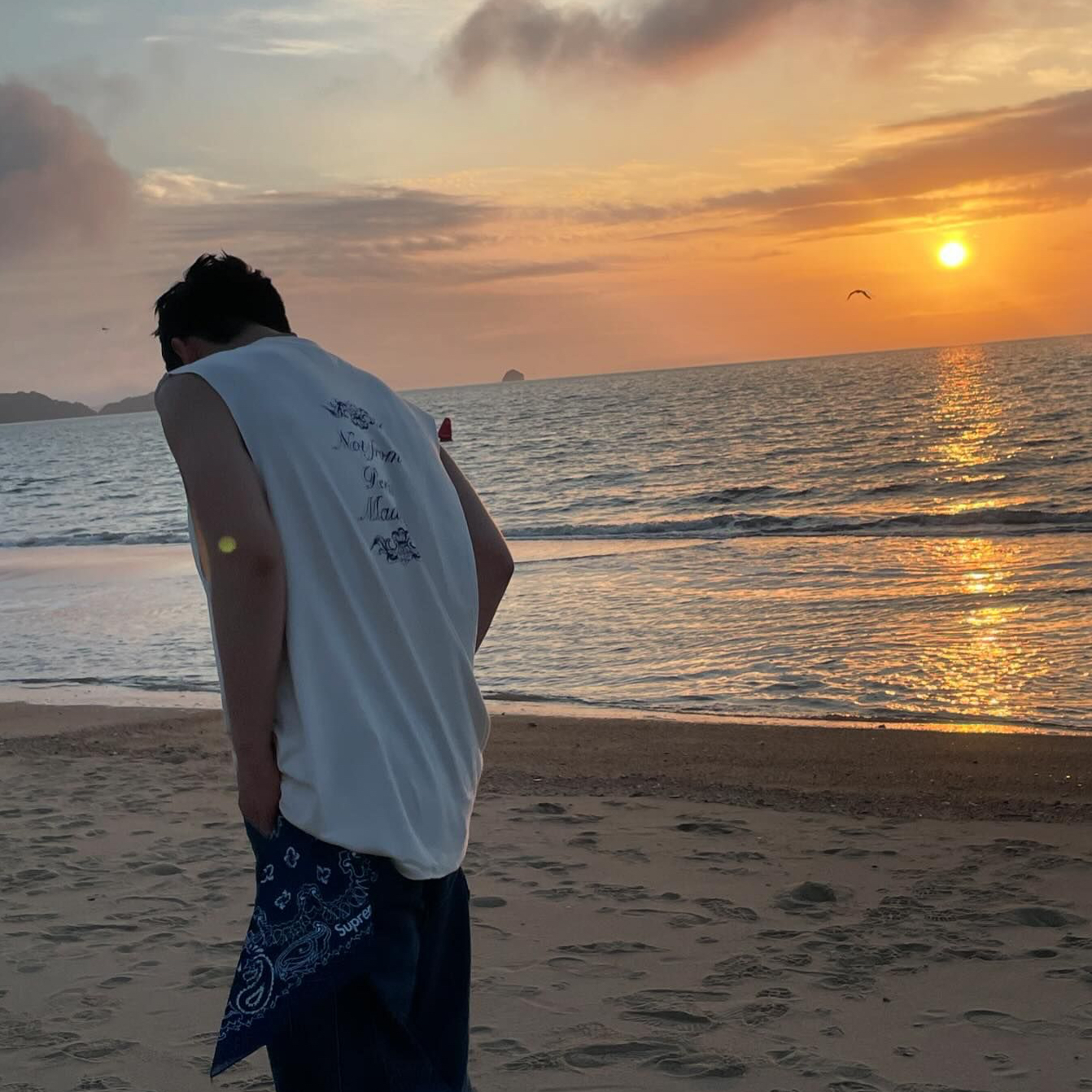 Behind-the-scenes cut of Kim Yohan (WEi)