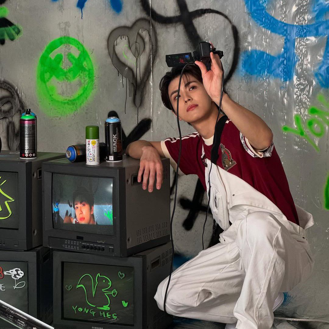 Latest photo of Yonghee (CIX)