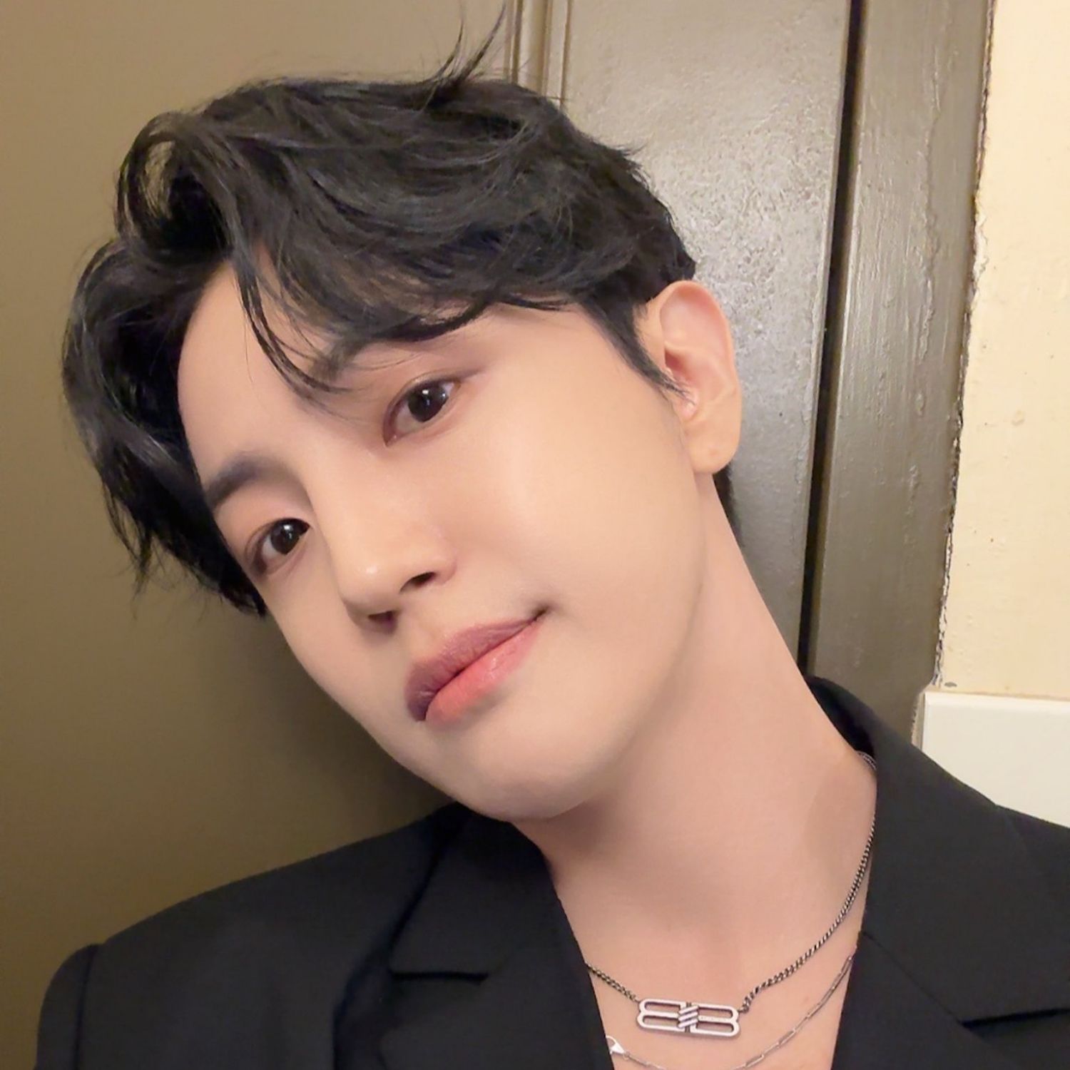 Recent activity shot of Donghun (A.C.E)