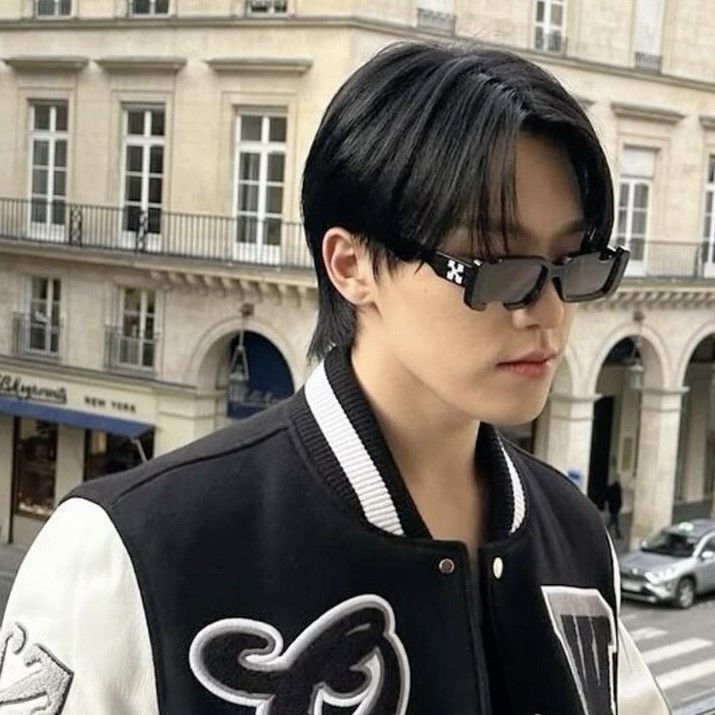 Behind-the-scenes cut of Dino (SEVENTEEN)