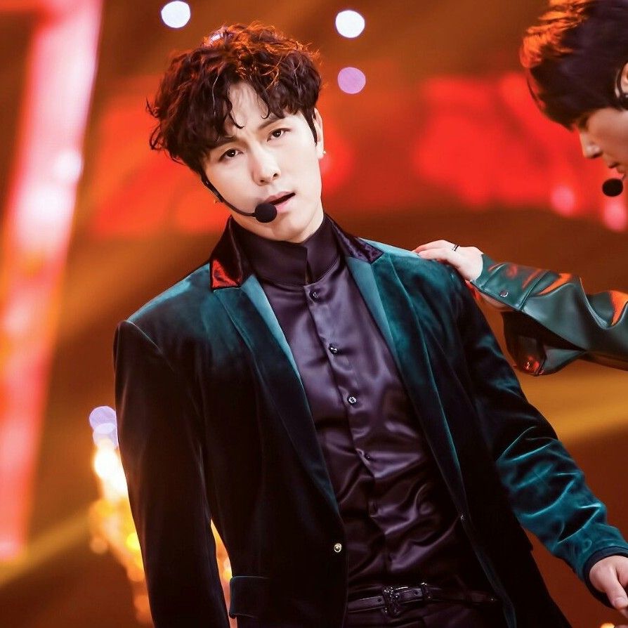 A moment captured by Kim Dongwan (SHINHWA)'s fan