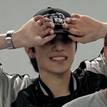 A moment captured by Park Donggyu's fan