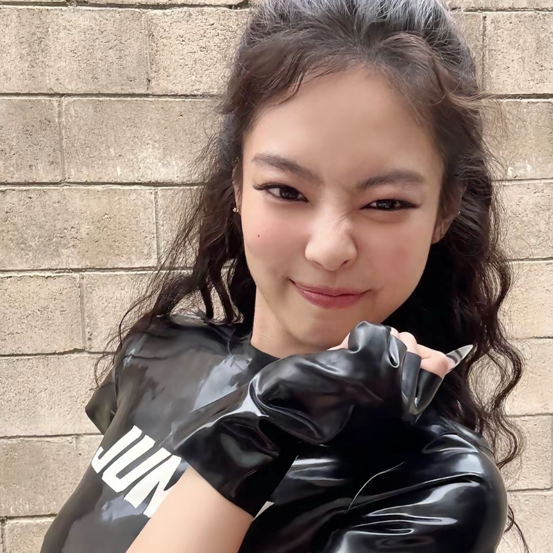 Jennie (BLACKPINK)的最新照片