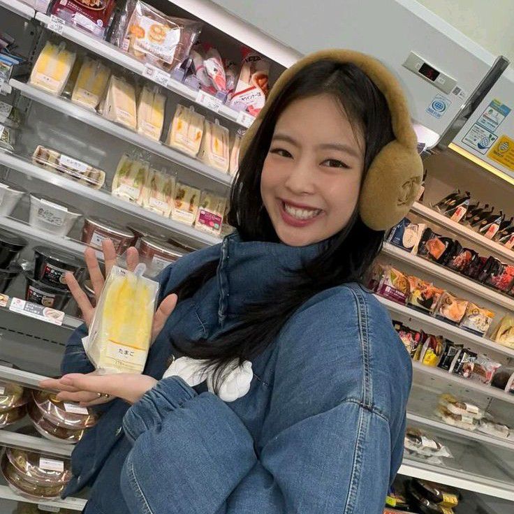 Jennie (BLACKPINK)的幕后花絮