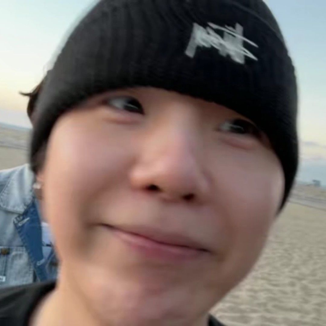 Potret di balik layar SUGA (BTS)