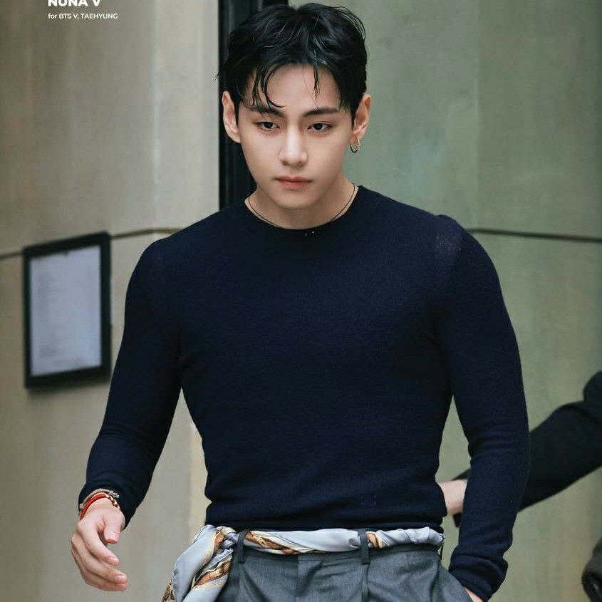 Recent activity shot of V (BTS)