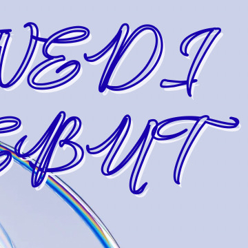 A moment captured by Monday (Weeekly)'s fan