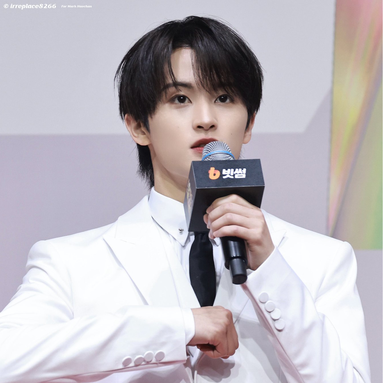 Behind-the-scenes cut of Mark (NCT 127, NCT DREAM)