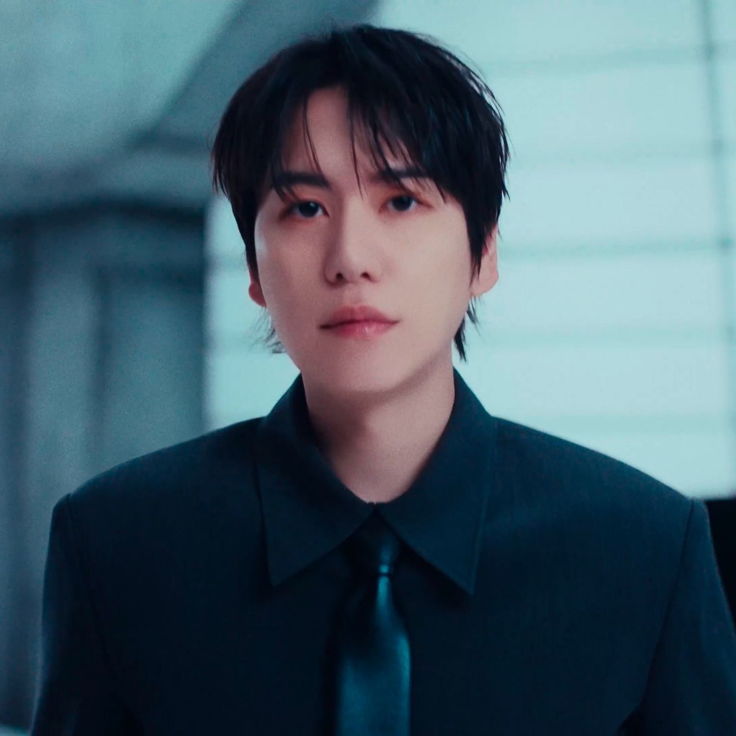 Behind-the-scenes cut of Kyuhyun (Super Junior)