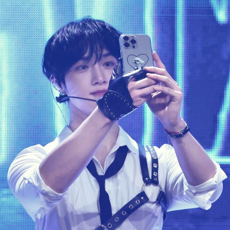 현석 (CIX) 최근 활동샷