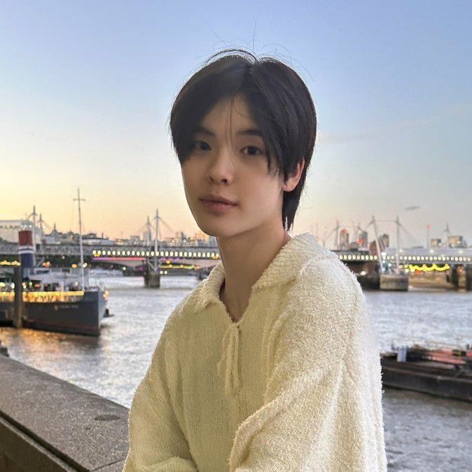 A moment captured by Tata (SMTR25)'s fan