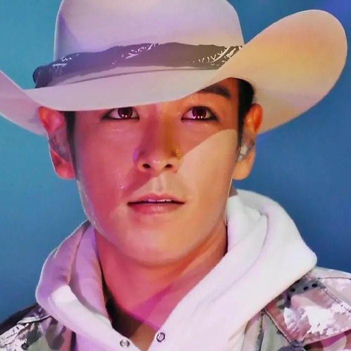 Latest photo of T.O.P