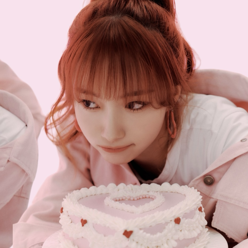 Foto aktivitas terbaru Seo Youngeun (Kep1er)