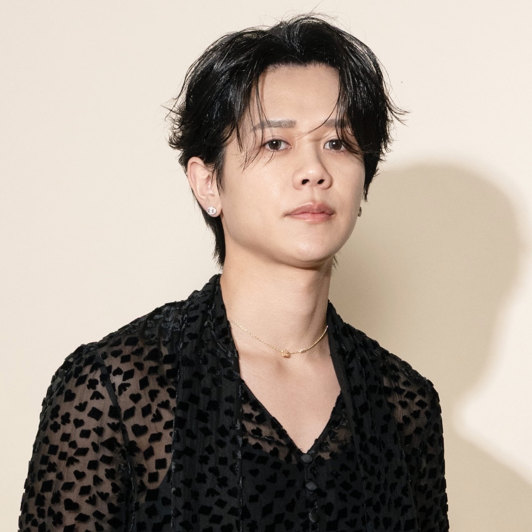 藤牧京介 (INI)的最新照片