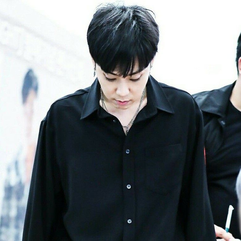 Latest photo of Eun Jiwon (SECHSKIES)