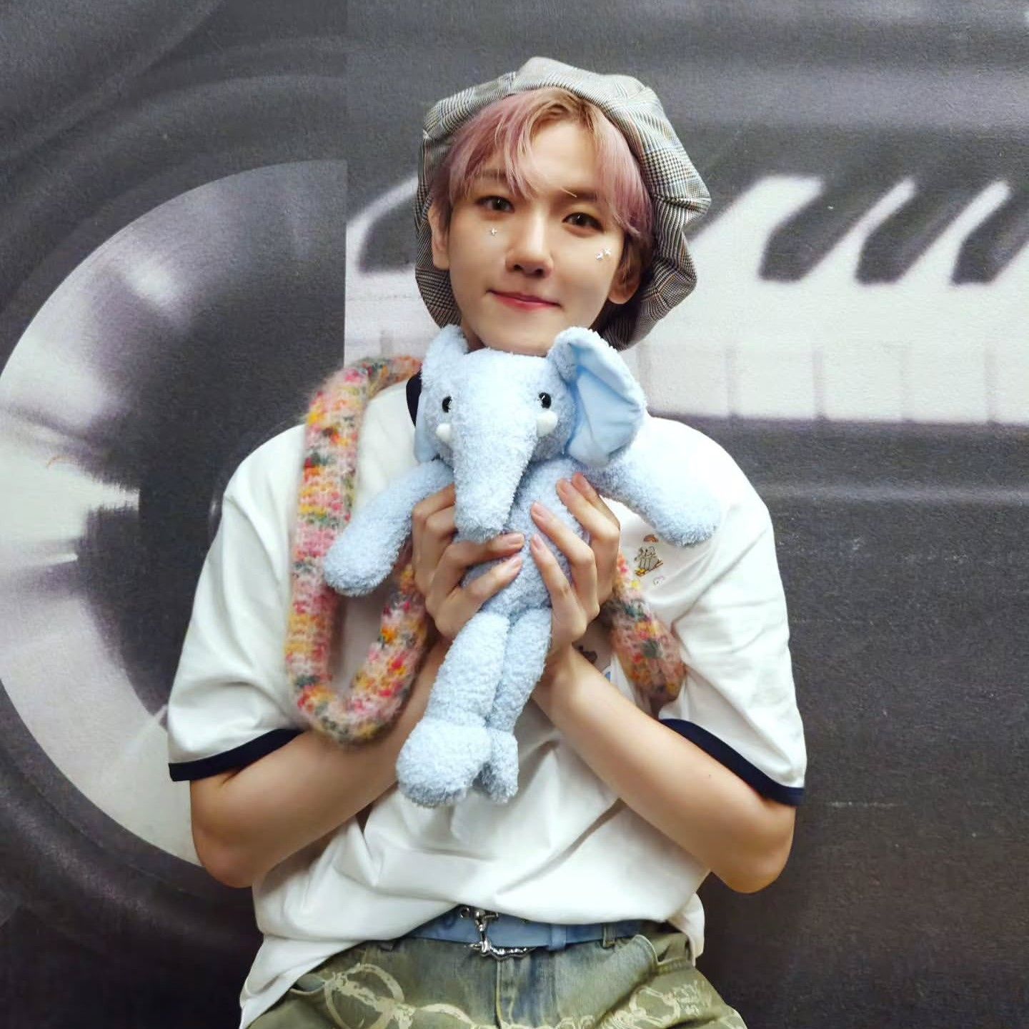 백현 (EXO)의 최신 사진