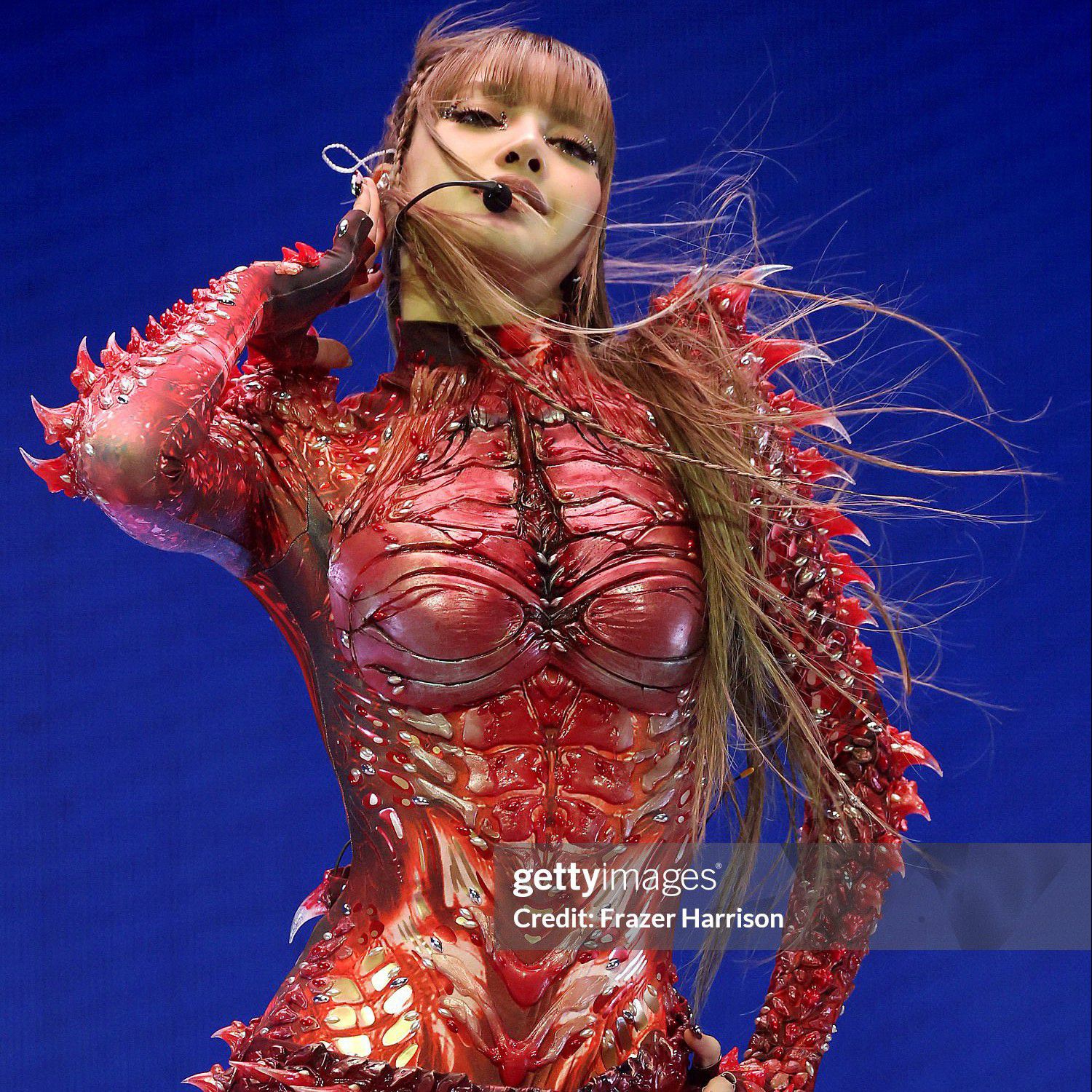 Latest photo of Lisa (BLACKPINK)