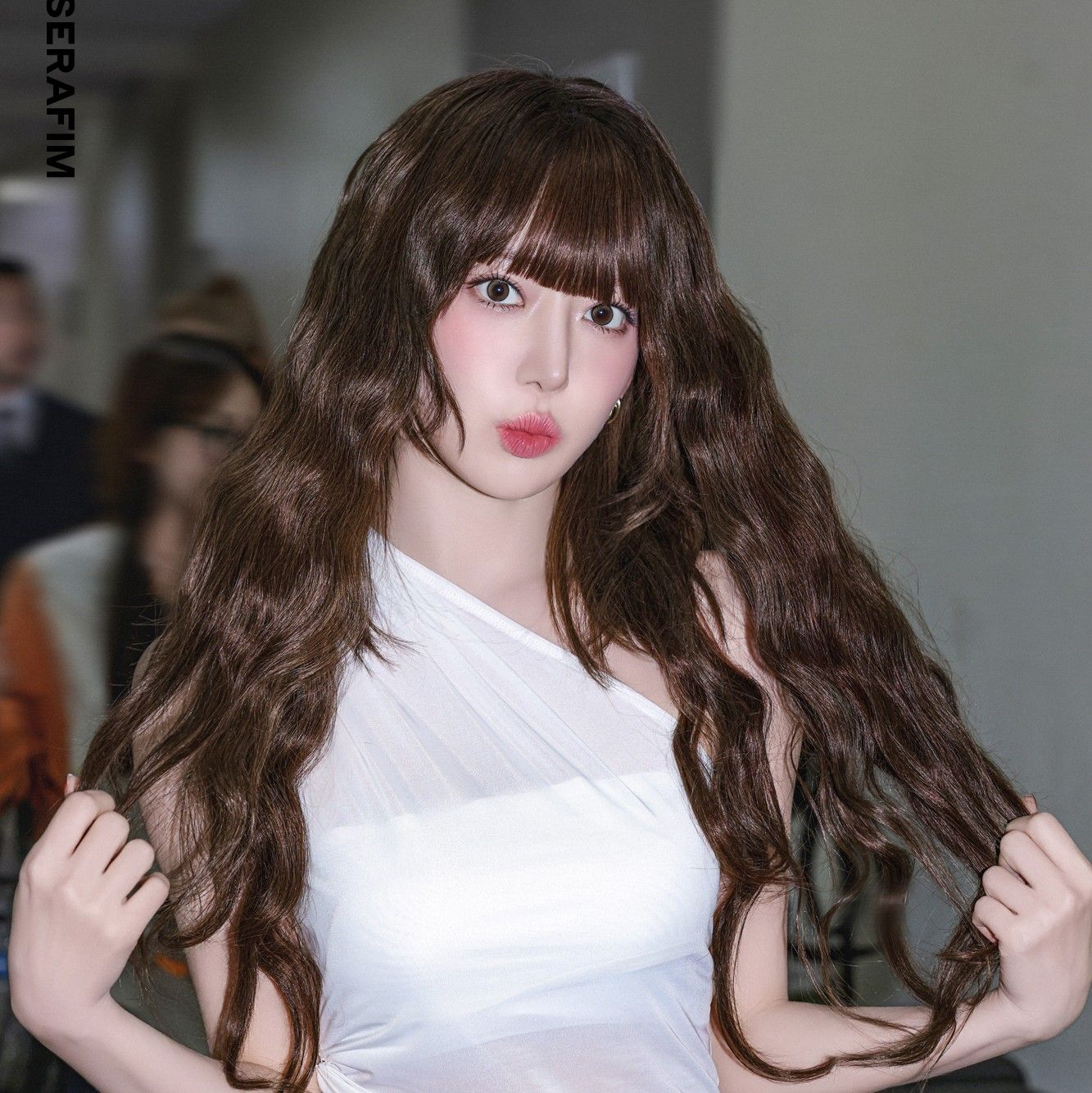 Latest photo of Sakura (LE SSERAFIM)
