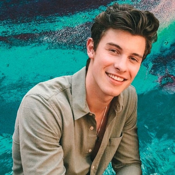 Shining profile picture of Shawn Mendes on today's Choeaedol