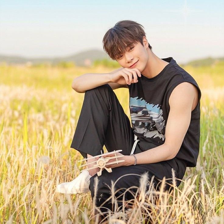 Recent activity shot of Moonbin (ASTRO)