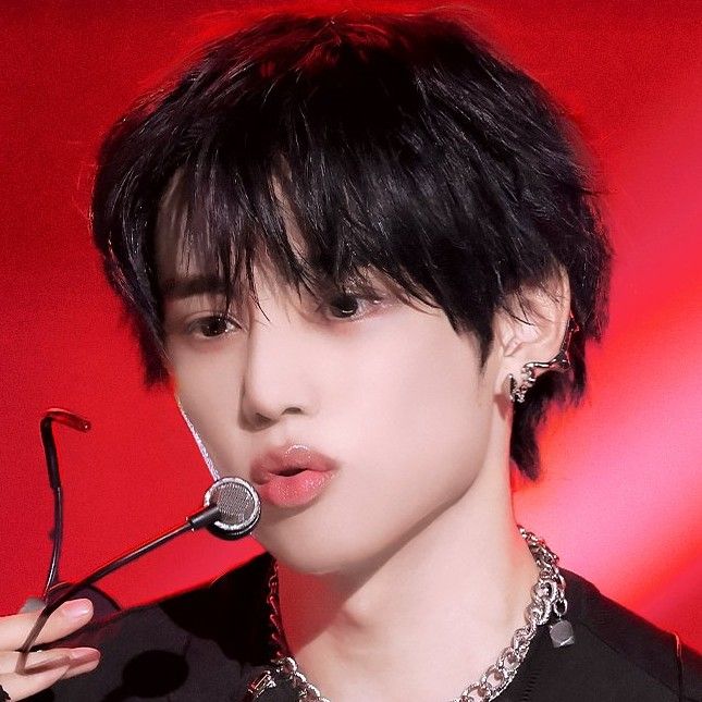 Behind-the-scenes cut of Sunwoo (THE BOYZ)