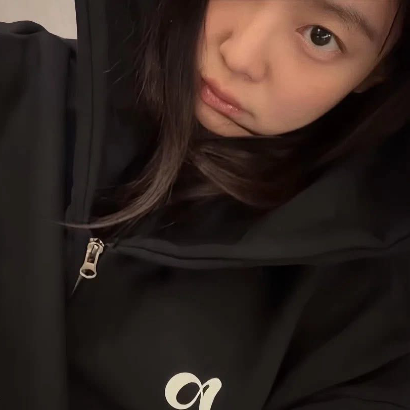 Jennie (BLACKPINK)的幕后花絮