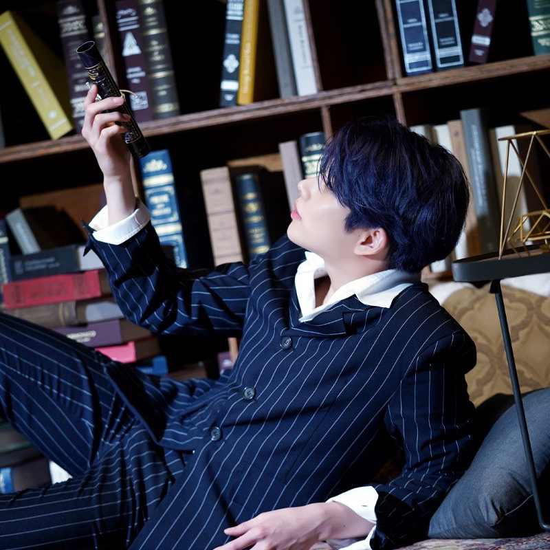 아스트로의 최신 사진