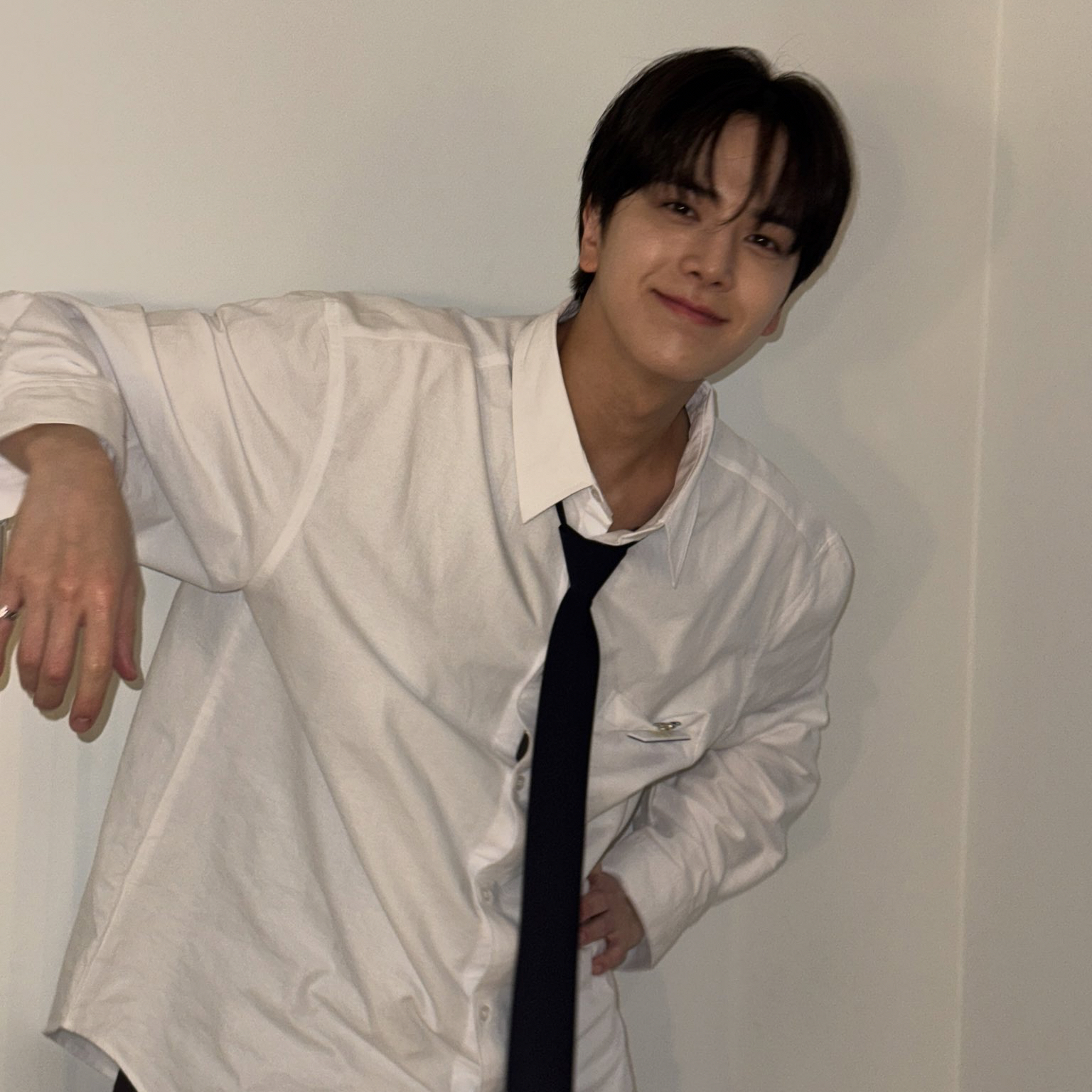 Behind-the-scenes cut of Younghoon (THE BOYZ)