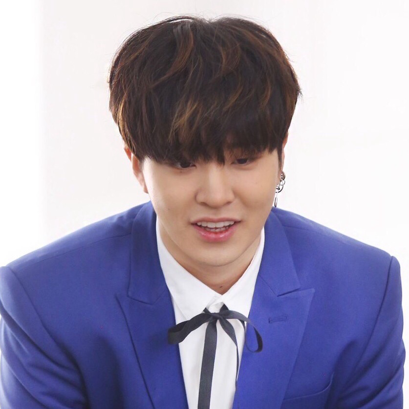 Latest photo of Youngjae (GOT7)