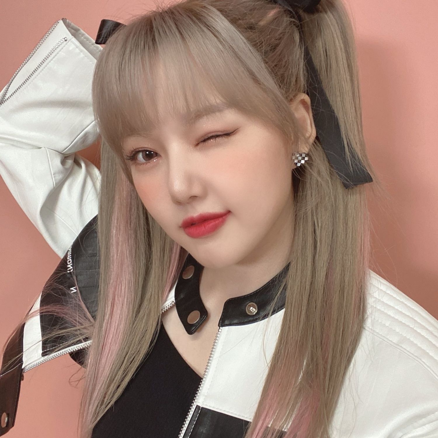 Recent activity shot of Yerin (GFRIEND)