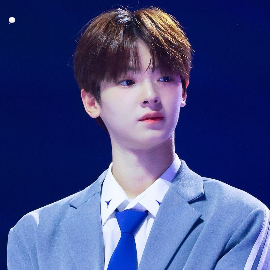 A moment captured by Kang Woojin's fan