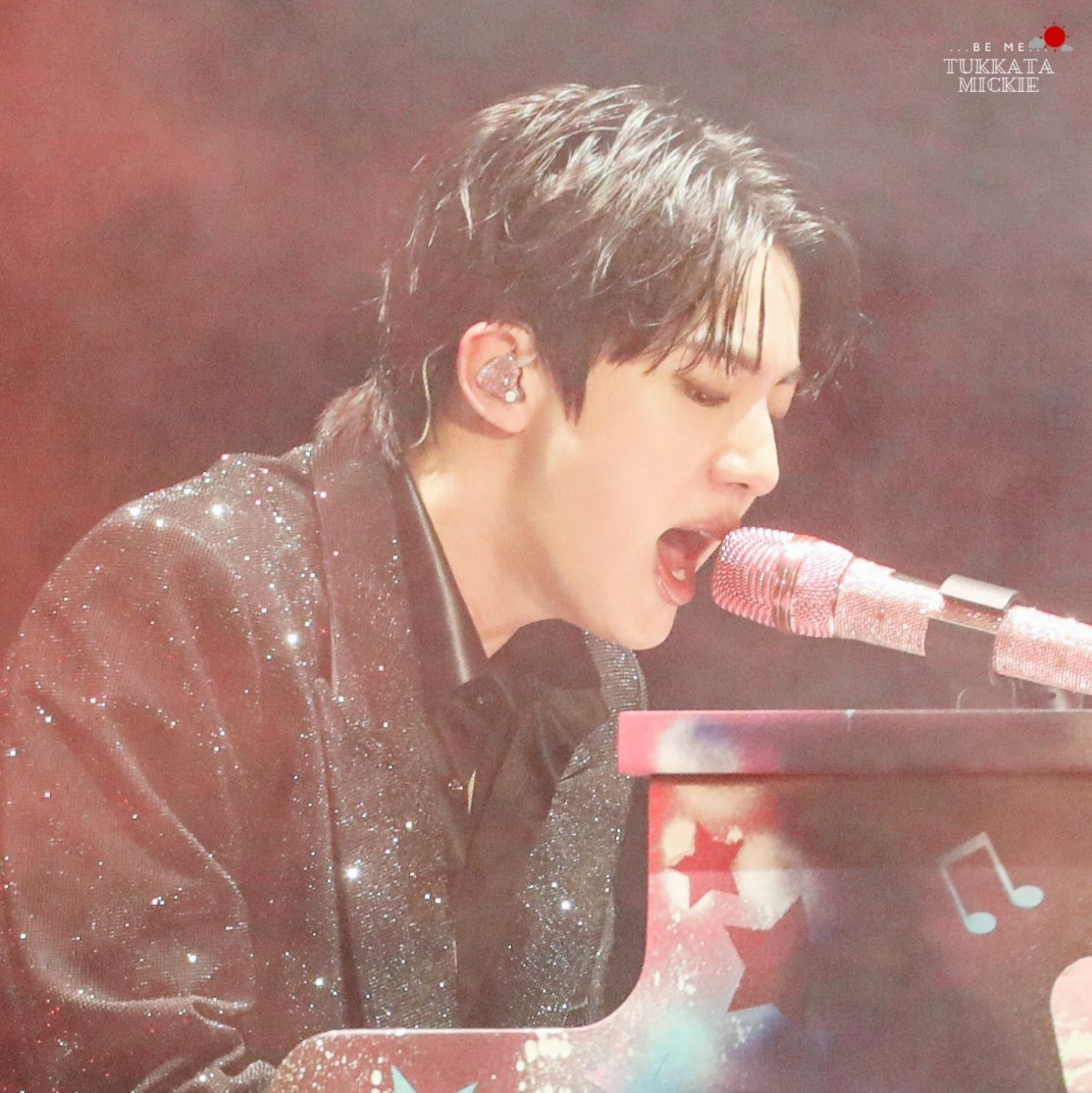 ジン (BTS)の最近の活動写真