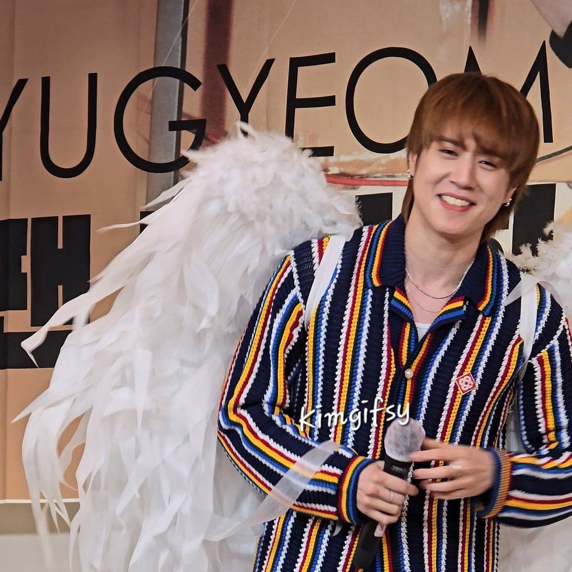 A moment captured by Yugyeom (GOT7)'s fan